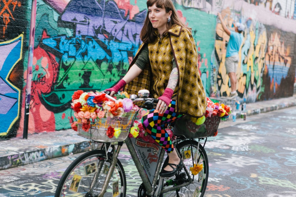 Psychic SarahBarry photo by Morgan Carpenter